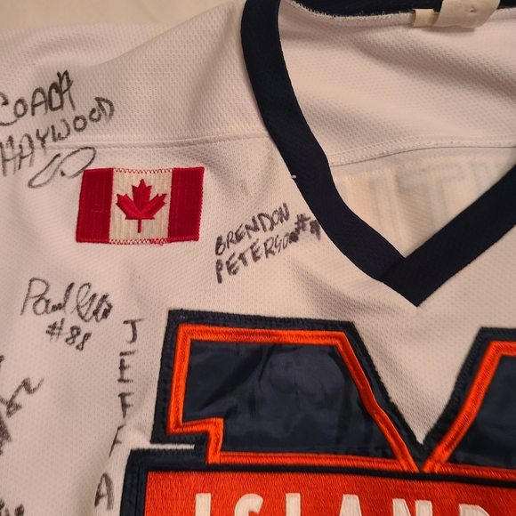 Signed hockey jersey XXXL - Picture 9 of 10